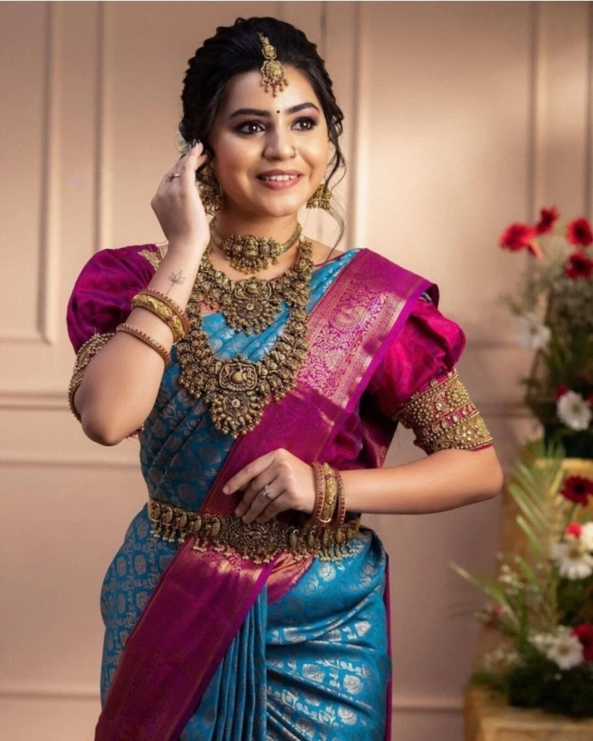 Image of AVDOM Woven Kanjivaram Pure Silk, Art Silk Saree