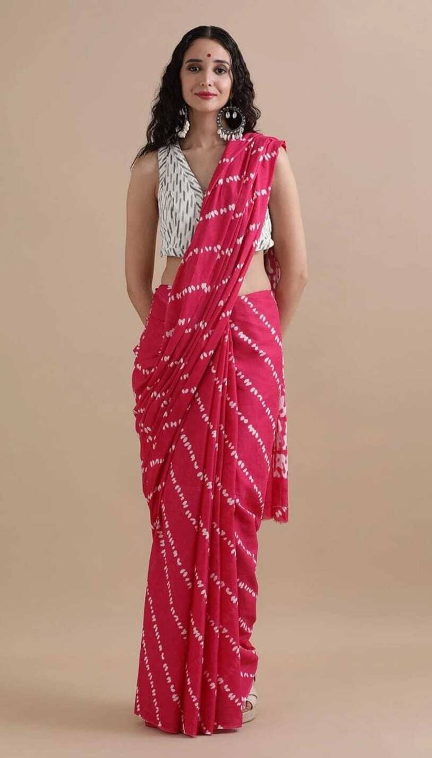 LOVWEAR Printed Daily Wear Pure Cotton Saree