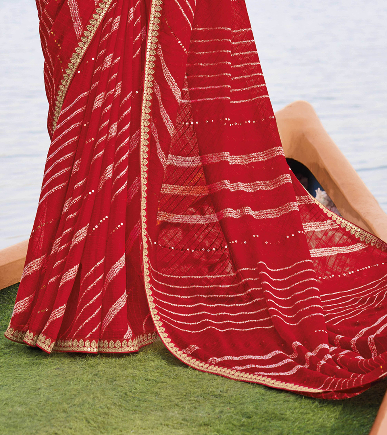 Image of Laxmipati sarees Striped Saree with Attached Blouse Chiffon Saree