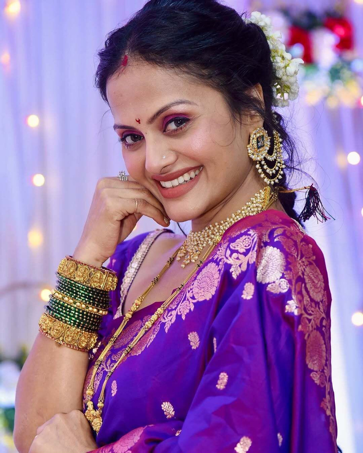 Image of ROYAL JUNCTIONWEAR Woven Banarasi Satin Saree