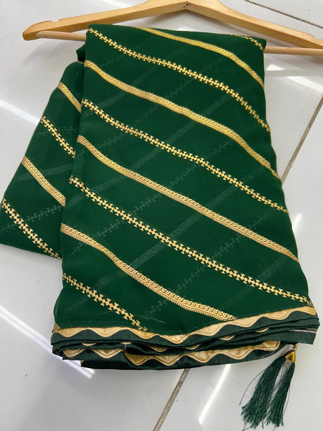 Image of Padmavati Printed Leheria Georgette Saree