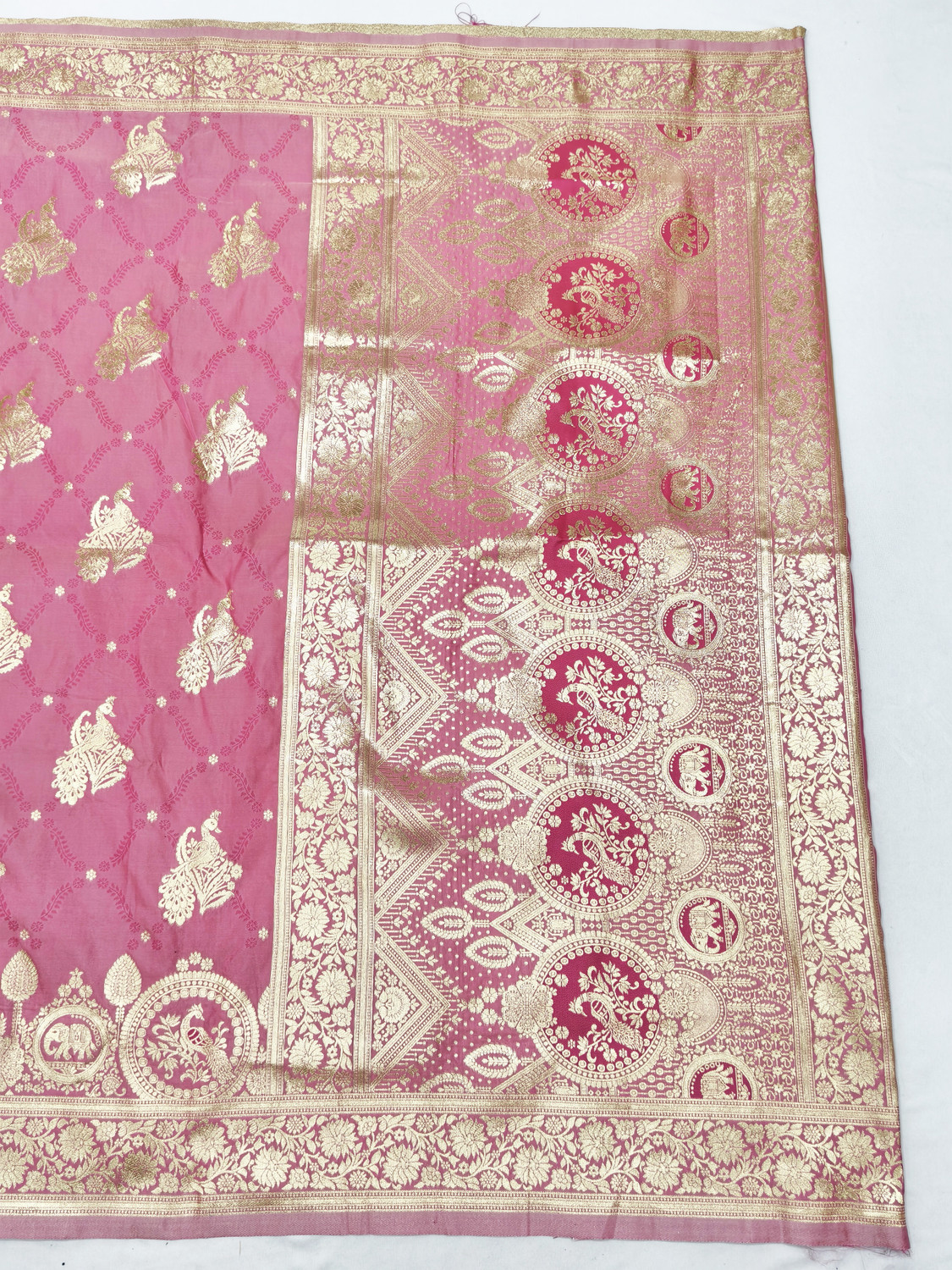 Image of Ratnavali Woven Banarasi Silk Blend, Art Silk Saree