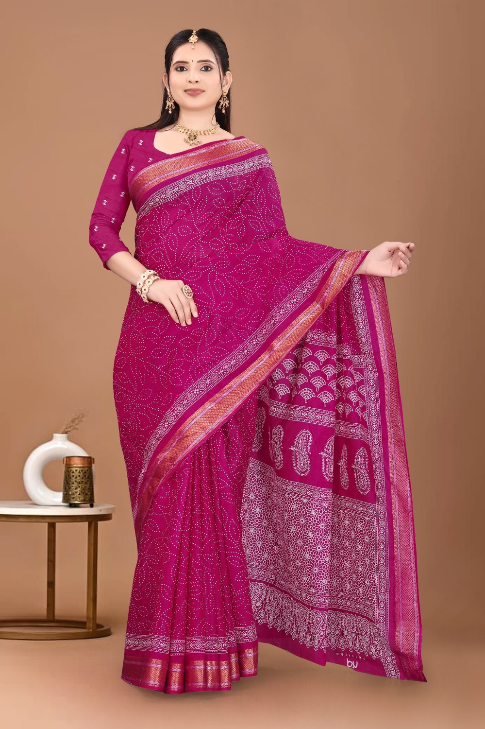 Image of RJ CREATION Printed, Graphic Print, Blocked Printed, Floral Print, Paisley Gadwal Pure Cotton Saree