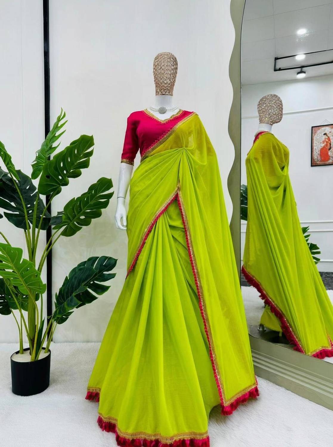 Aquiliq Solid/Plain, Embroidered Bollywood Georgette Saree