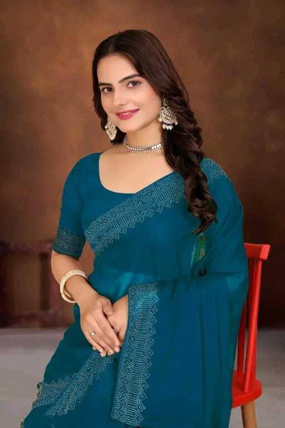 Banarasi wala Embellished, Self Design, Solid/Plain Bollywood Georgette Saree