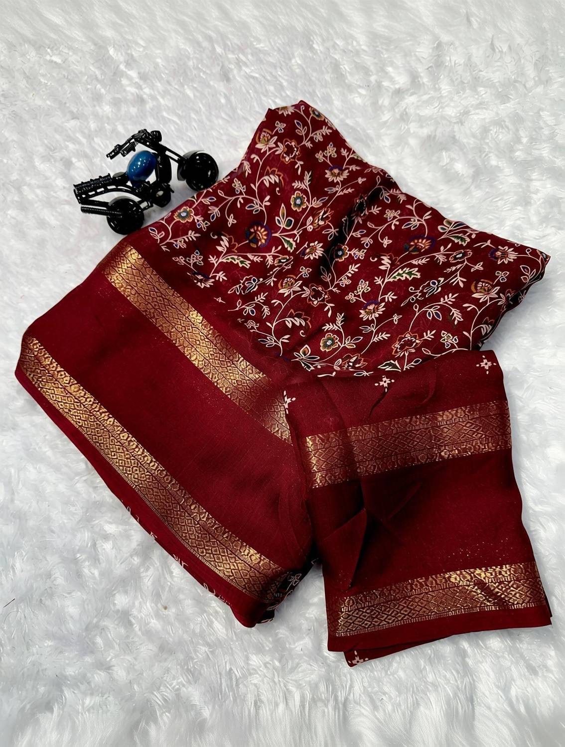 vishwambhari enterprise Woven Daily Wear Georgette Saree