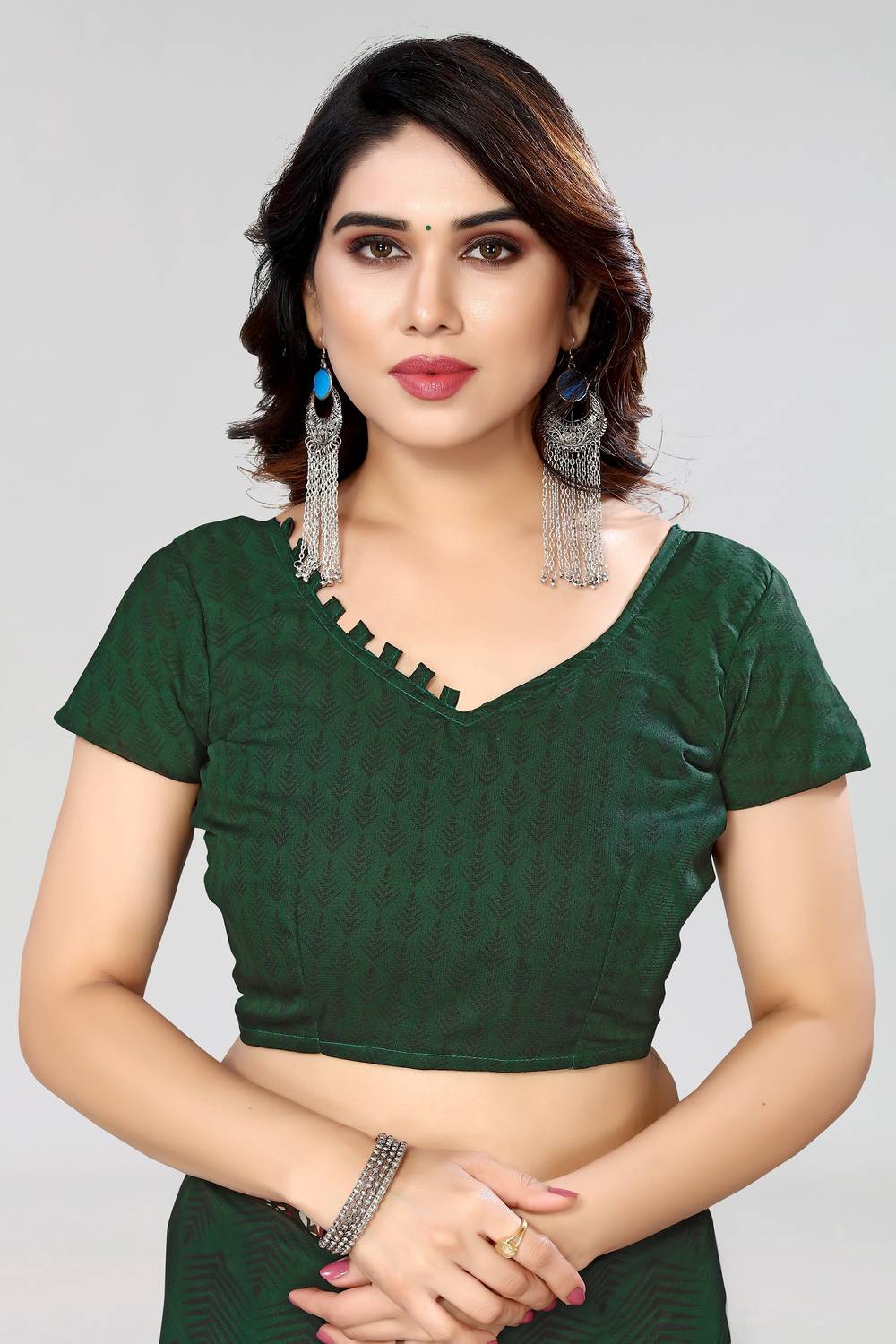 ANIRAV प्रिंटेड रोज़ पहनने वाली जोर्जेट साड़ी - Image 3
