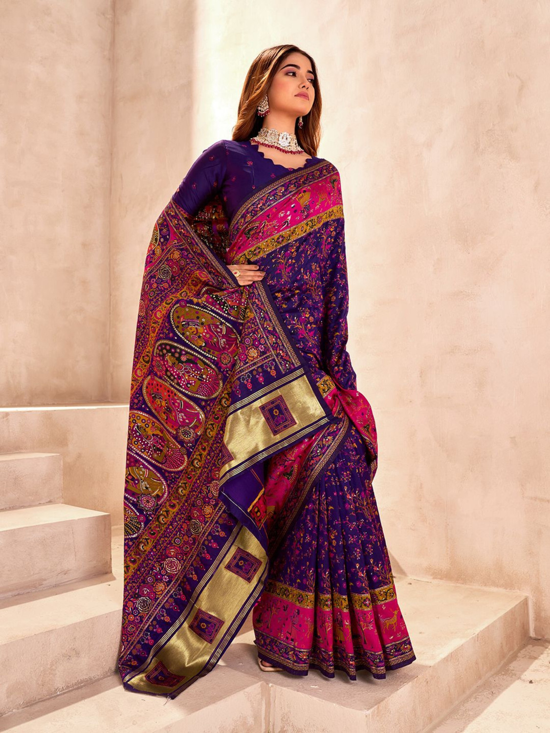 Image of HouseOfCommon Woven Madhubani Semi-Pashmina Saree