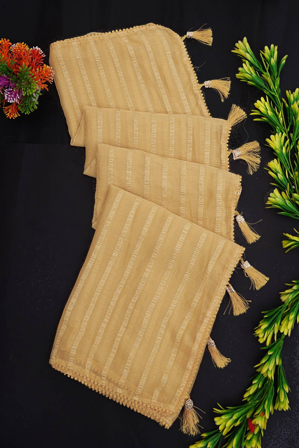 Raj Laxmi Impex Printed, Graphic Print Daily Wear Chiffon Saree