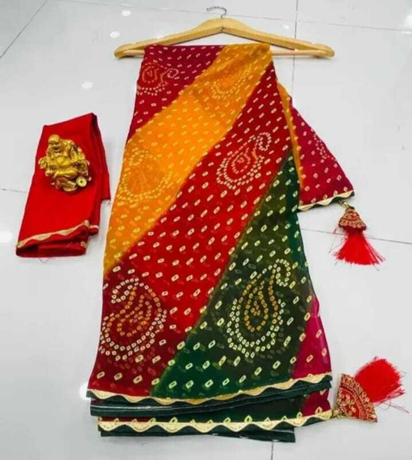 Image of VARUN SILK Printed Bandhani Georgette Saree
