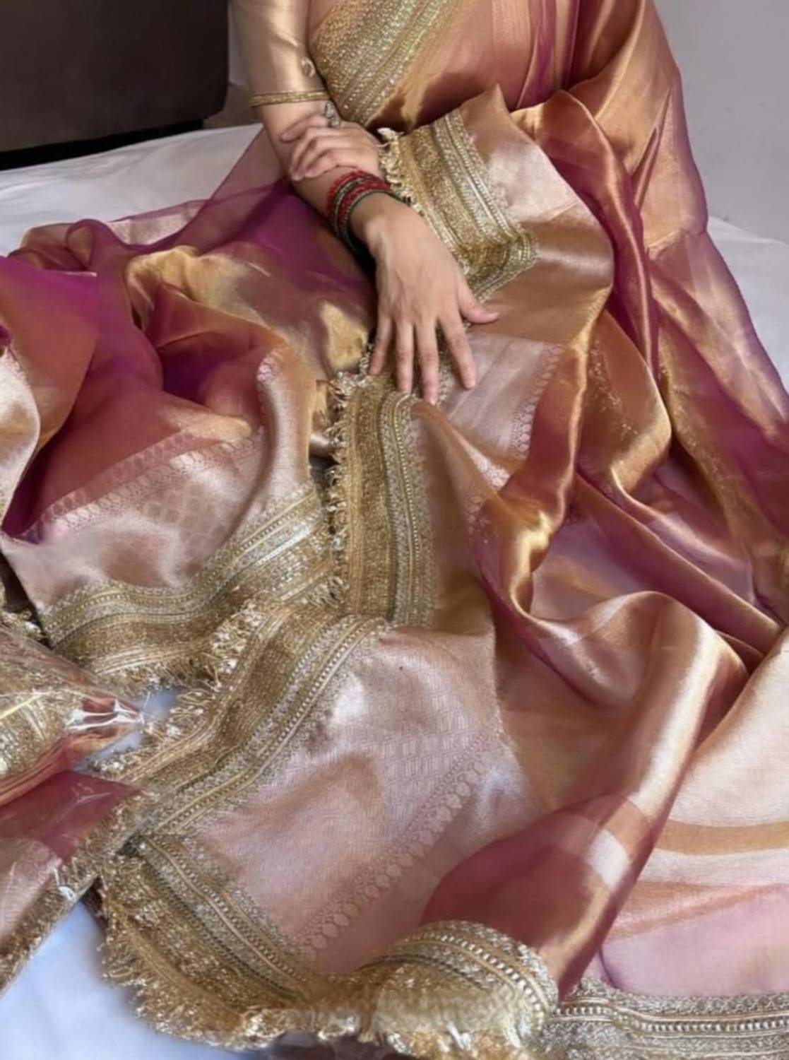 Banaras Silk Palace Pink Banarasi Tissue Saree - Image 1
