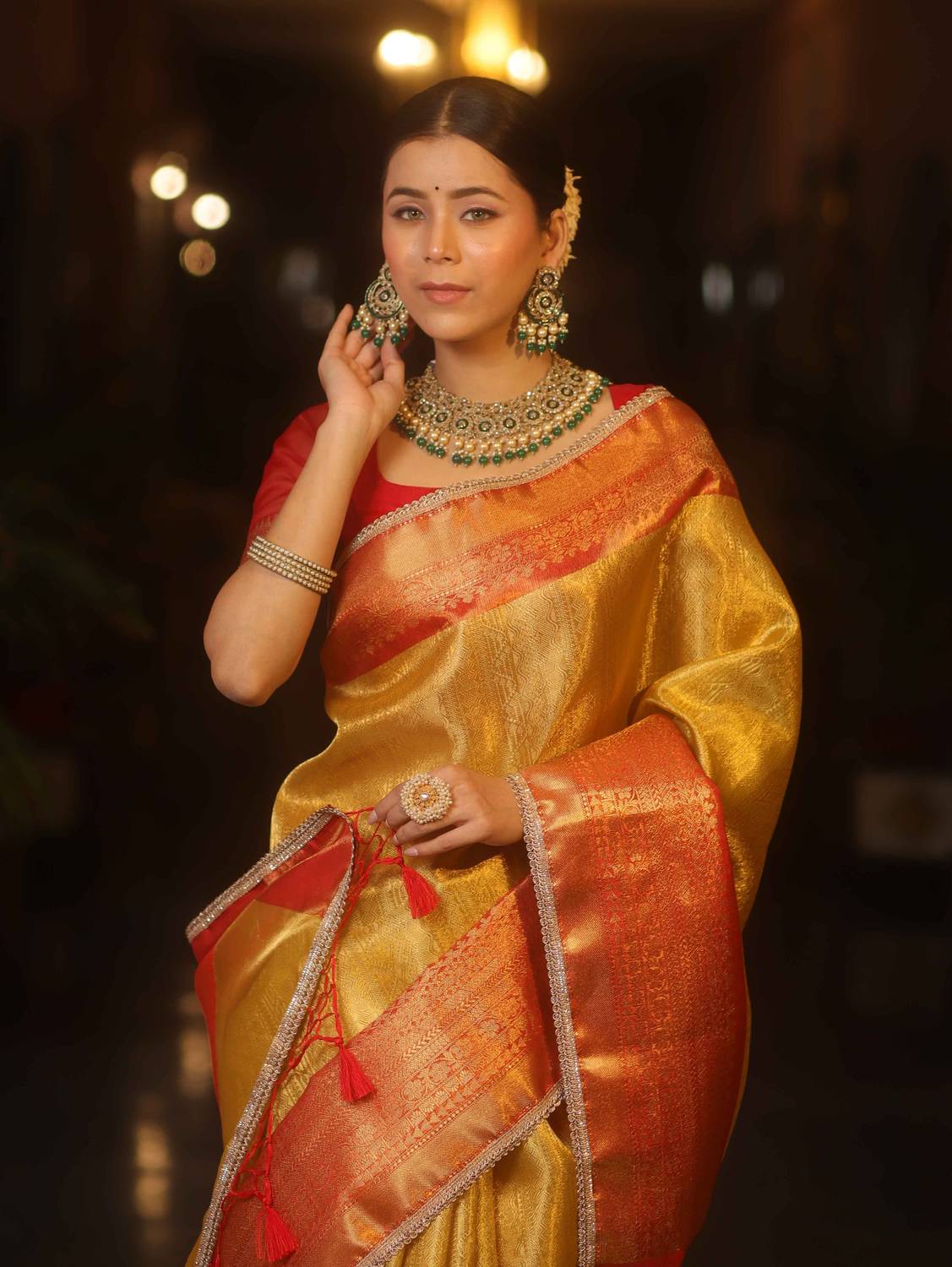 Banarasee Woven Banarasi Tissue Saree