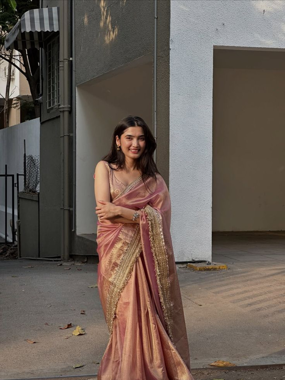 Image of Banaras silk palace Woven Banarasi Tissue Saree