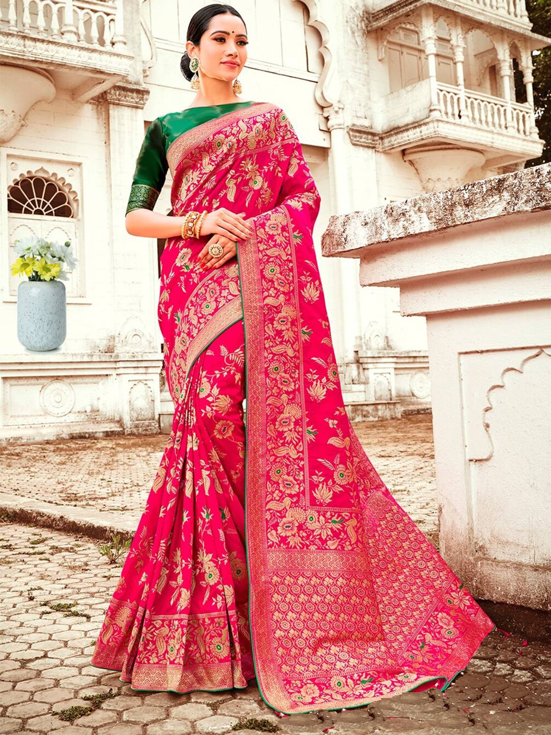 KanjiQueen Woven, Printed Kanjivaram Silk Blend, Pure Silk Saree