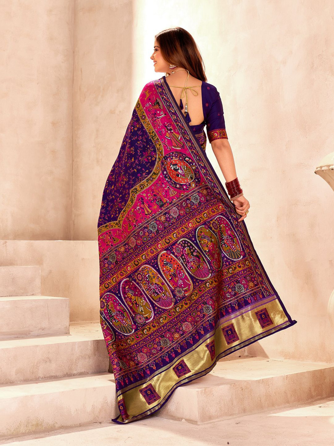 Image of HouseOfCommon Woven Madhubani Semi-Pashmina Saree