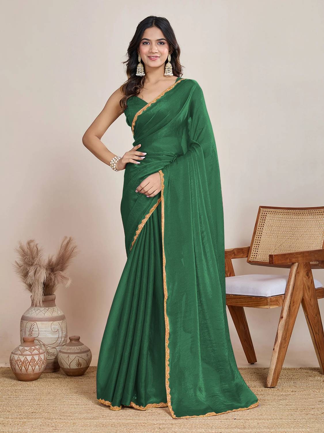 Bentayga Fashion Solid/Plain Bollywood Silk Blend Saree