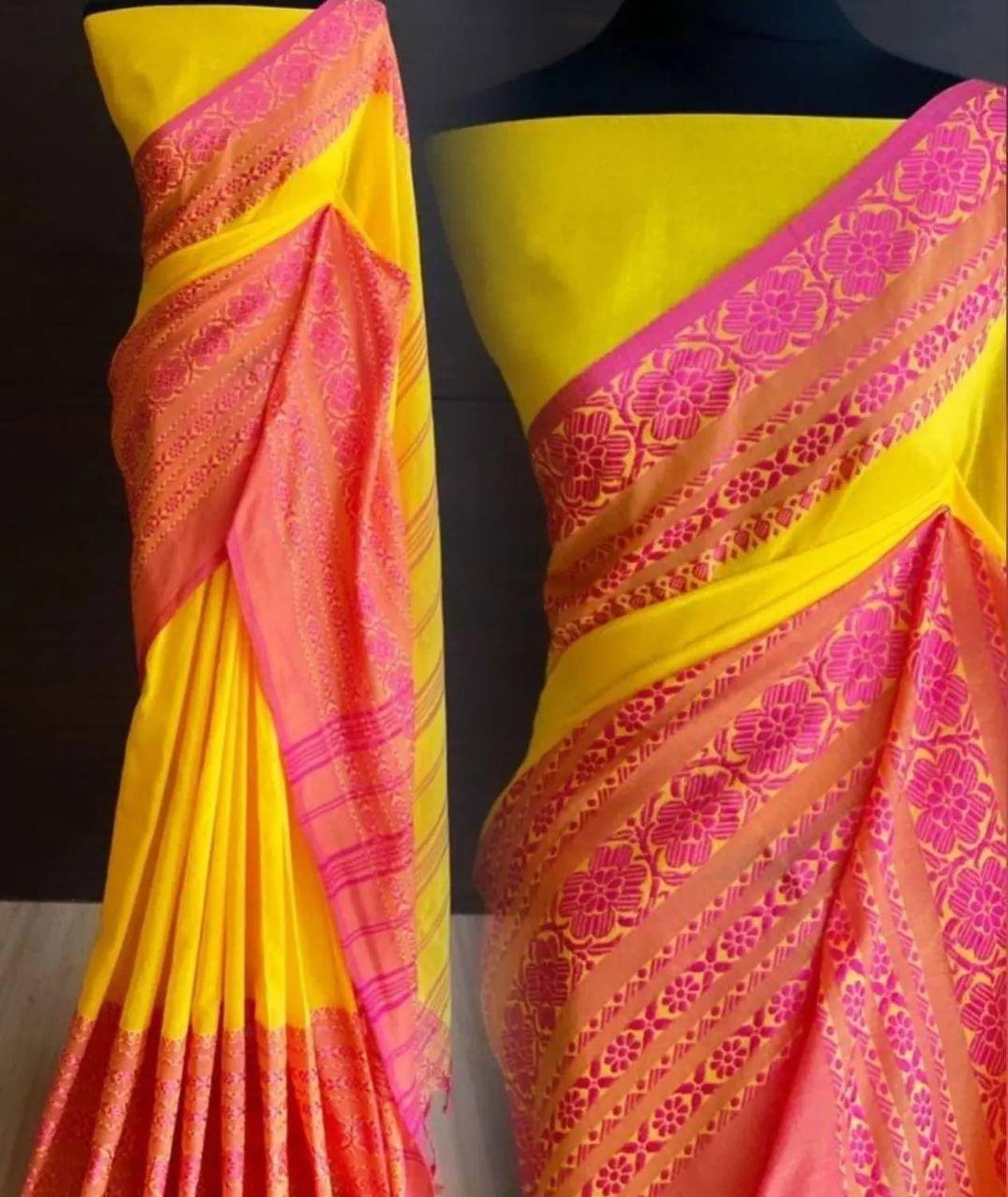Balika bodhu Floral Print, Striped, Woven Handloom Pure Cotton Saree