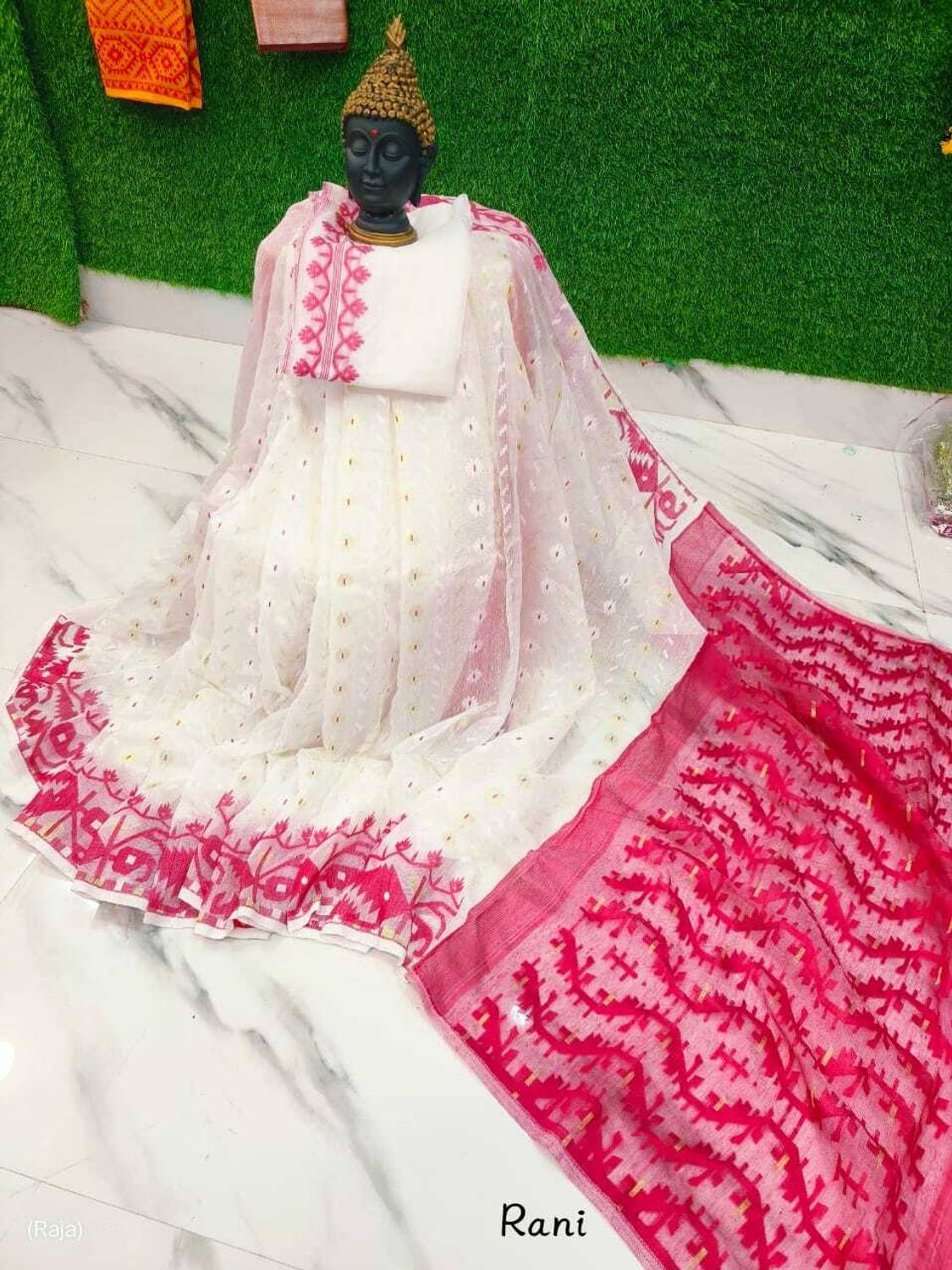 Averis collection Woven, Self Design Jamdani Handloom Cotton Blend Saree