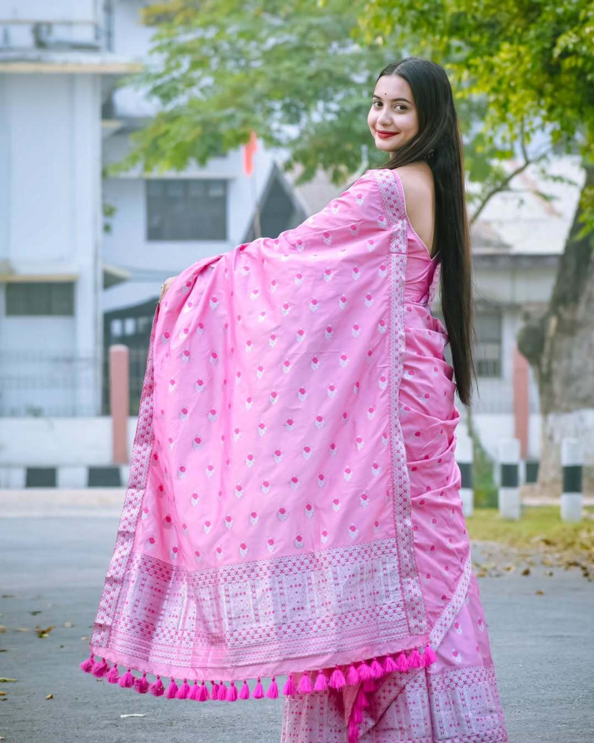 Image of vraj enterprise Woven Mekhela Chador Pure Silk Saree