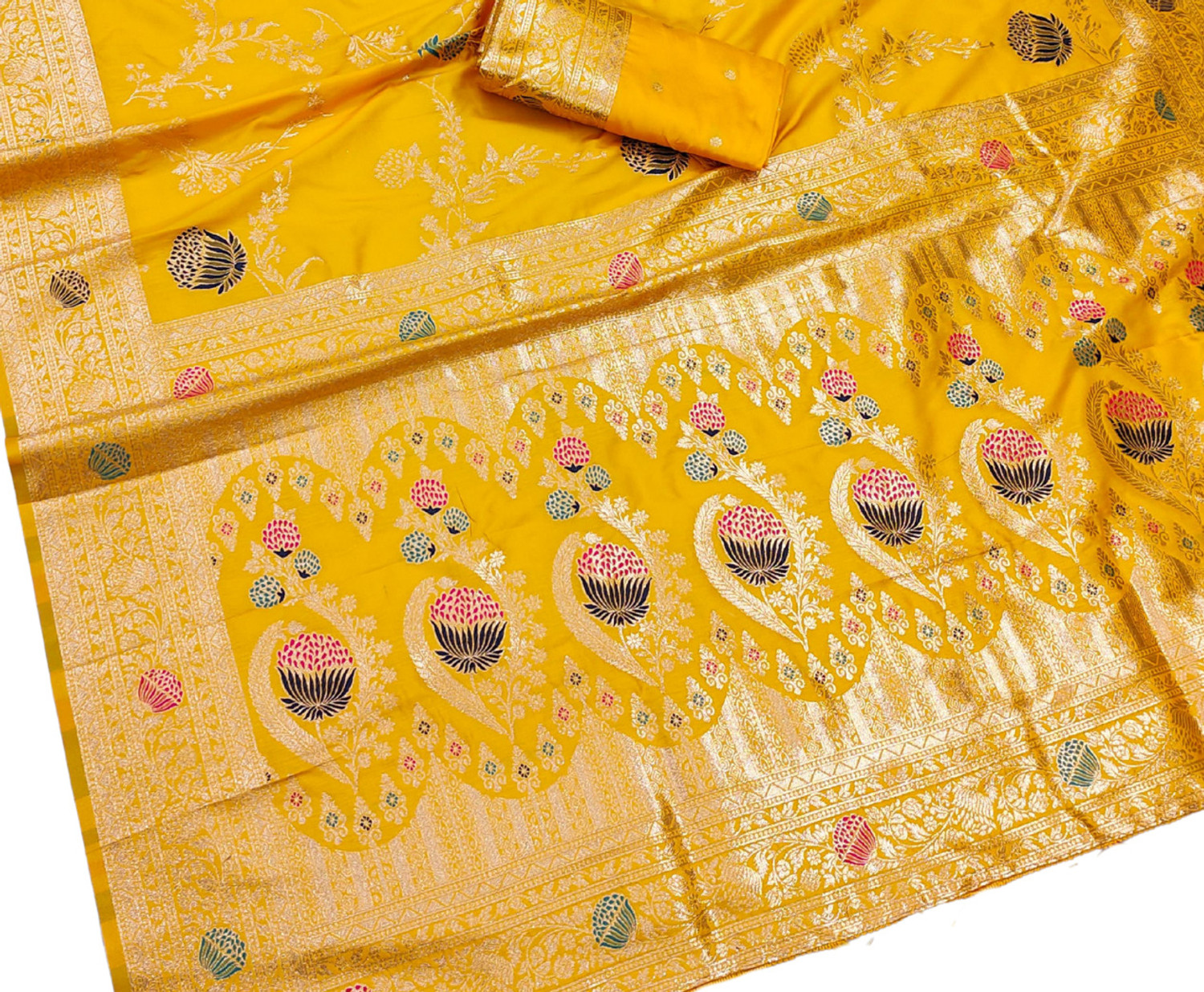 Image of Ratnavali Self Design Banarasi Silk Blend, Art Silk Saree (Gold)