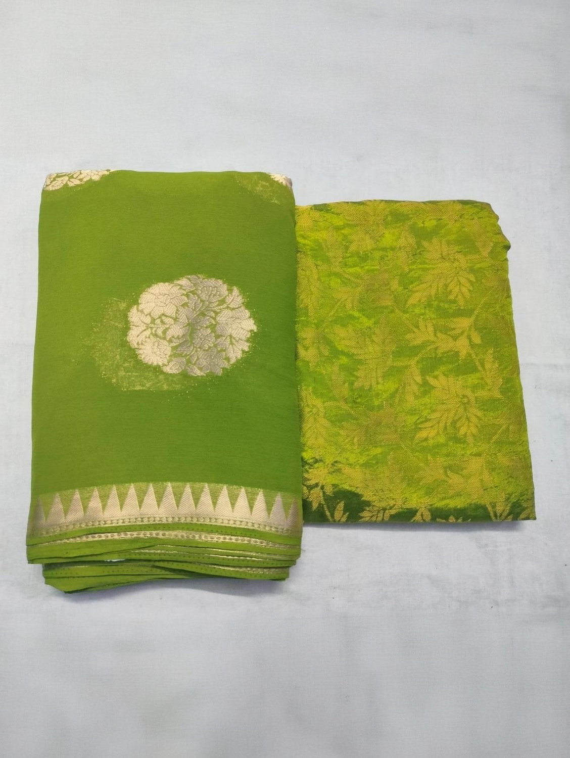 Durga Emporio Woven Bollywood Georgette Saree