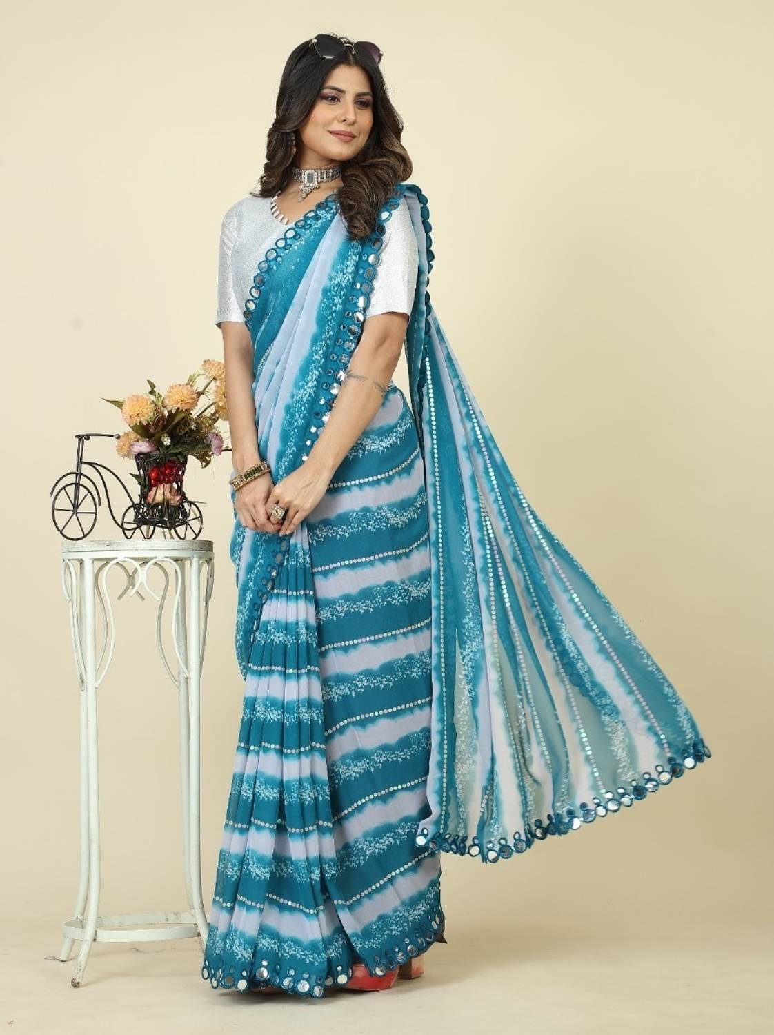 GAVUBAA Floral Print Bollywood Georgette Saree (Blue)