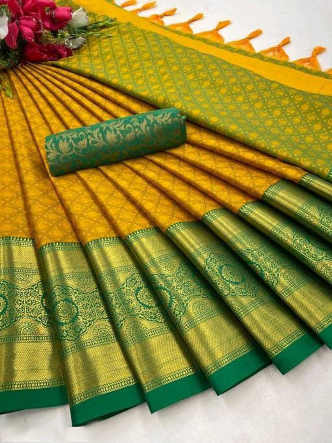 KanjiQueen Woven Kanjivaram Silk Blend, Cotton Silk Saree (Mustar