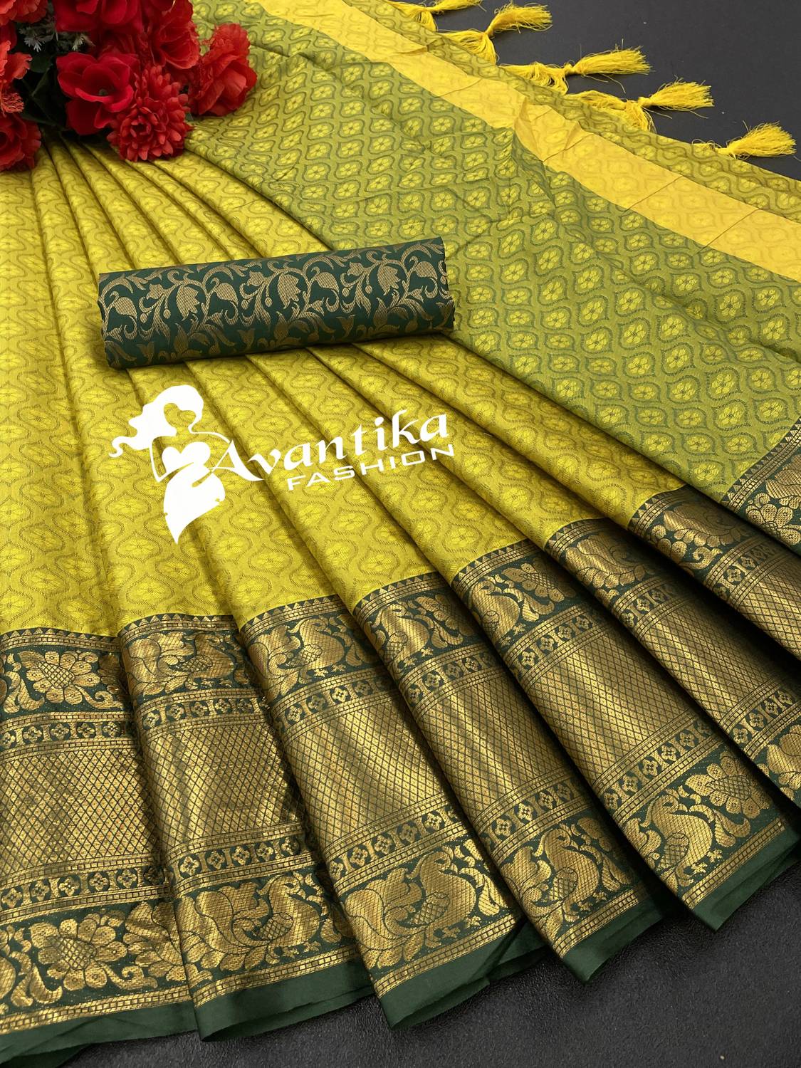 AVANTIKA FASHION Printed, Temple Border, Woven, Embellished, Soli