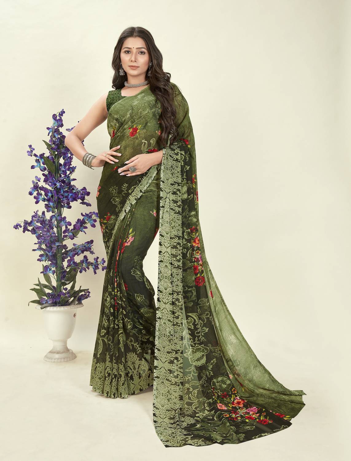 Anand Sarees Floral Print Daily Wear Georgette Saree (Green)