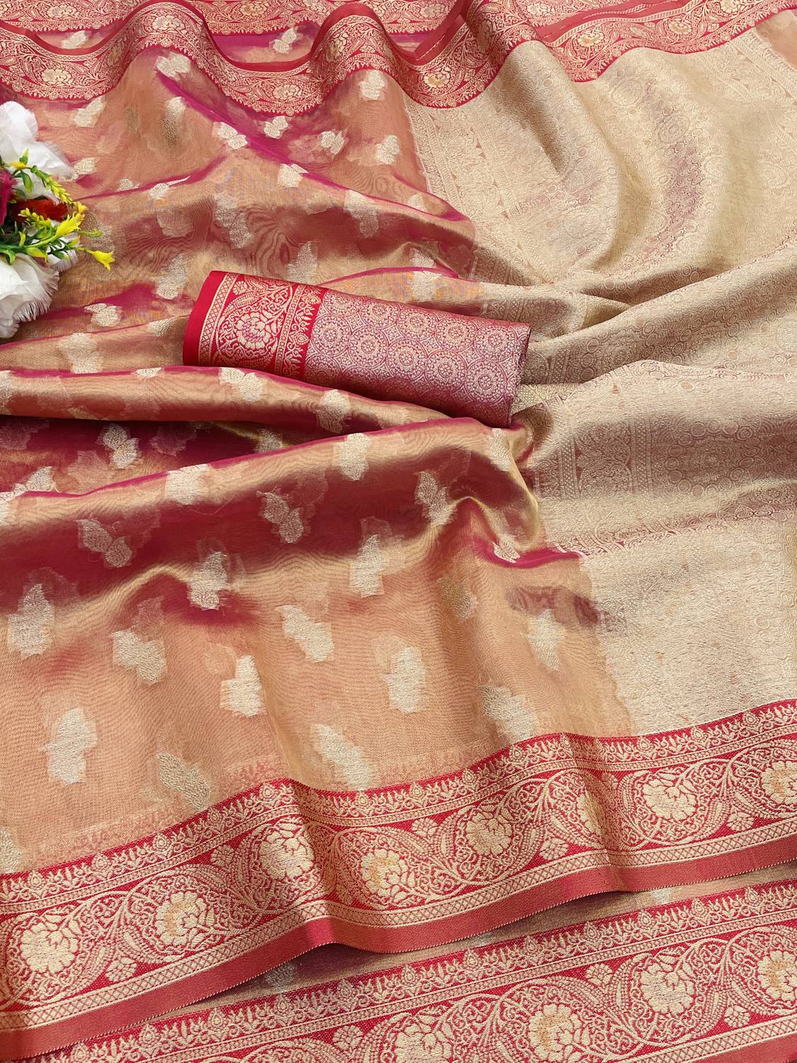 Afronza Paisley, Woven Daily Wear Tissue Saree