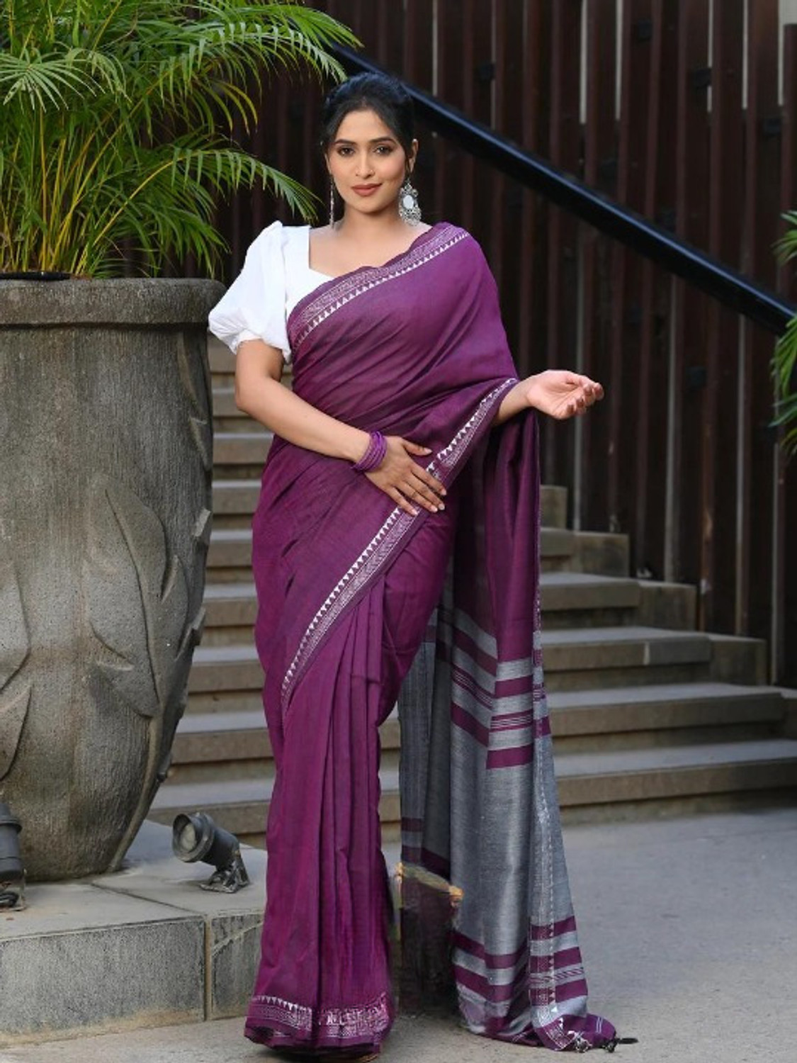 Image of DHRITIS SAREE Woven Handloom Cotton Blend Saree