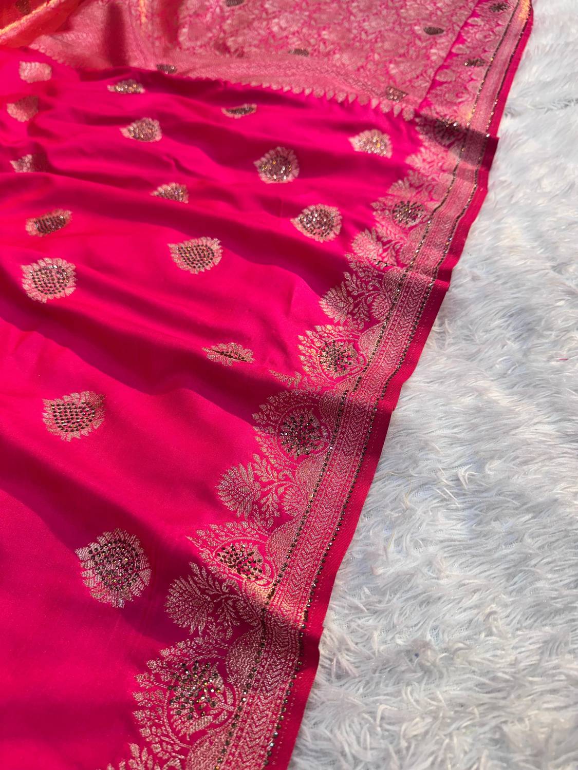 Banaras Silk Palace Woven Banarasi Silk Saree Pink - Image 4