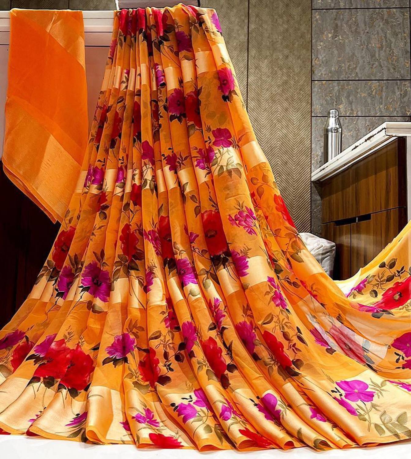 Bombey Velvat Fab Printed, Color Block, Blocked Printed, Embroidered, Embellished, Floral Print, Dyed, Checkered Leheria Silk Blend, Chiffon Saree