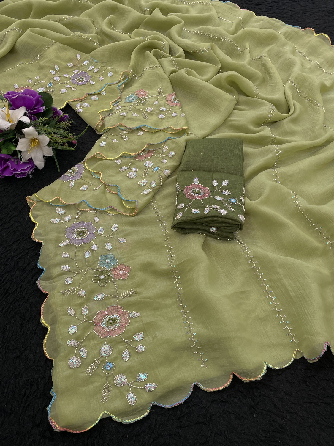 Image of VANISWA Embroidered, Floral Print, Embellished Daily Wear Georgette Saree