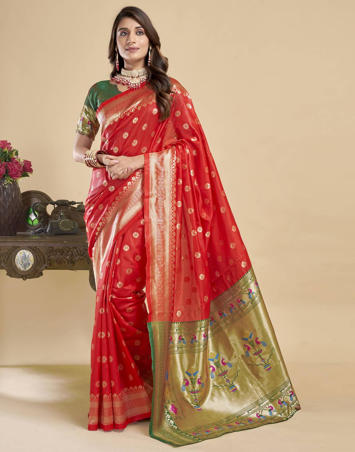 Samah Dyed, Woven, Self Design Banarasi Silk Blend Saree (Red, Go
