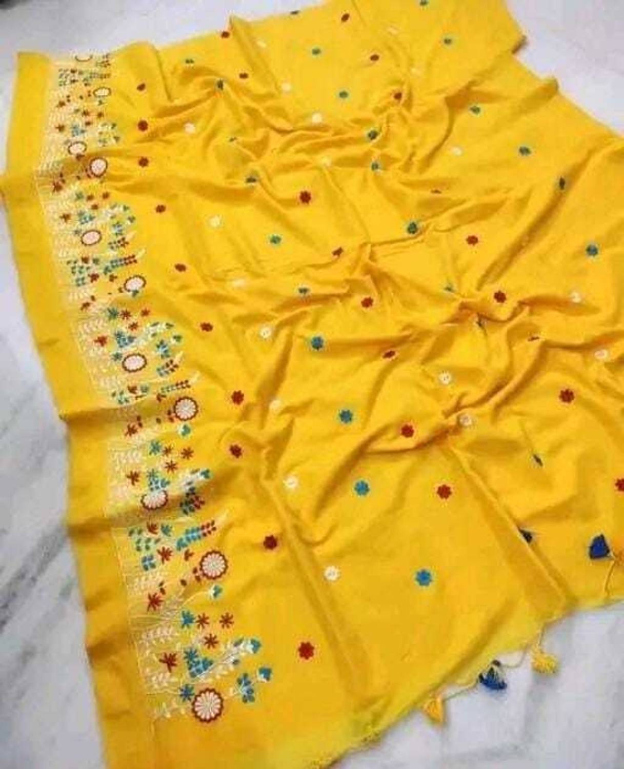 SMRITI HANDLOOM Embroidered Daily Wear Handloom Pure Cotton Saree