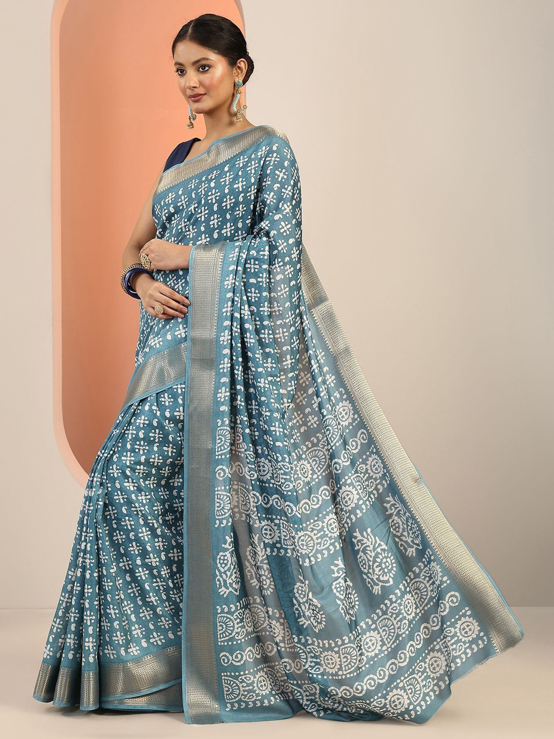 Image of LIBAS Printed Daily Wear Silk Blend Saree