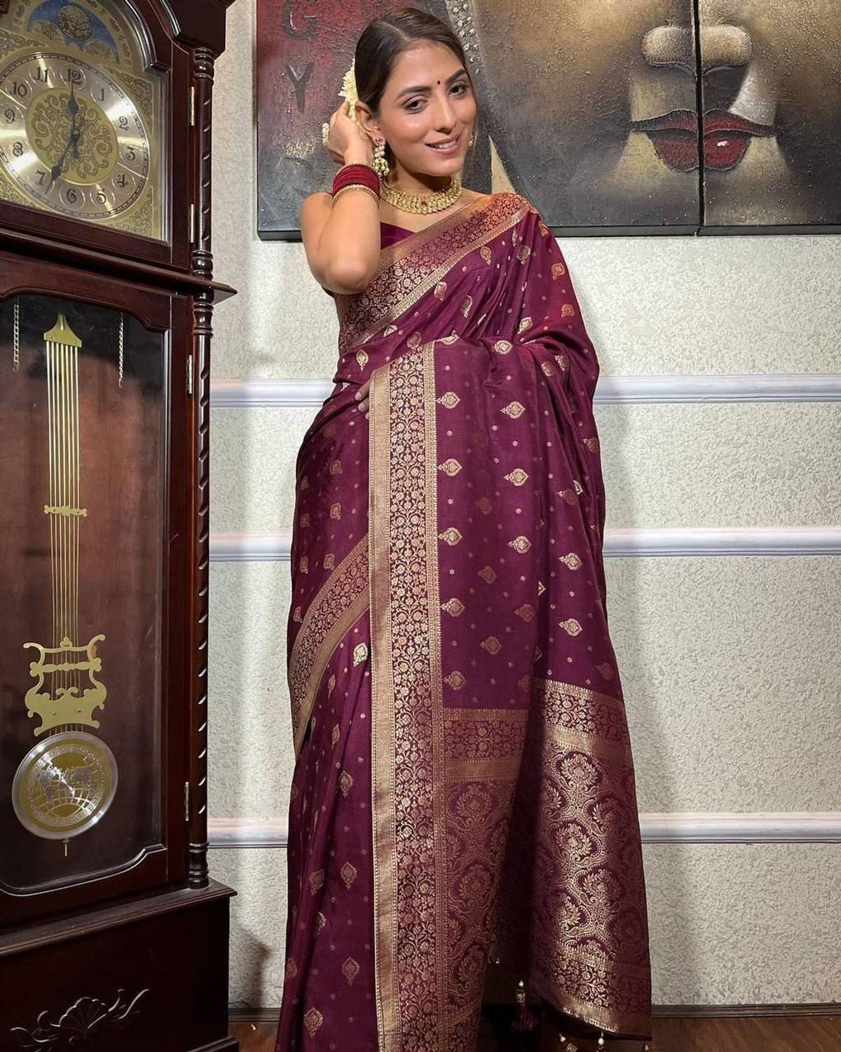 AVANTIKA FASHION Woven Kanjivaram Pure Silk, Art Silk Saree (Purp