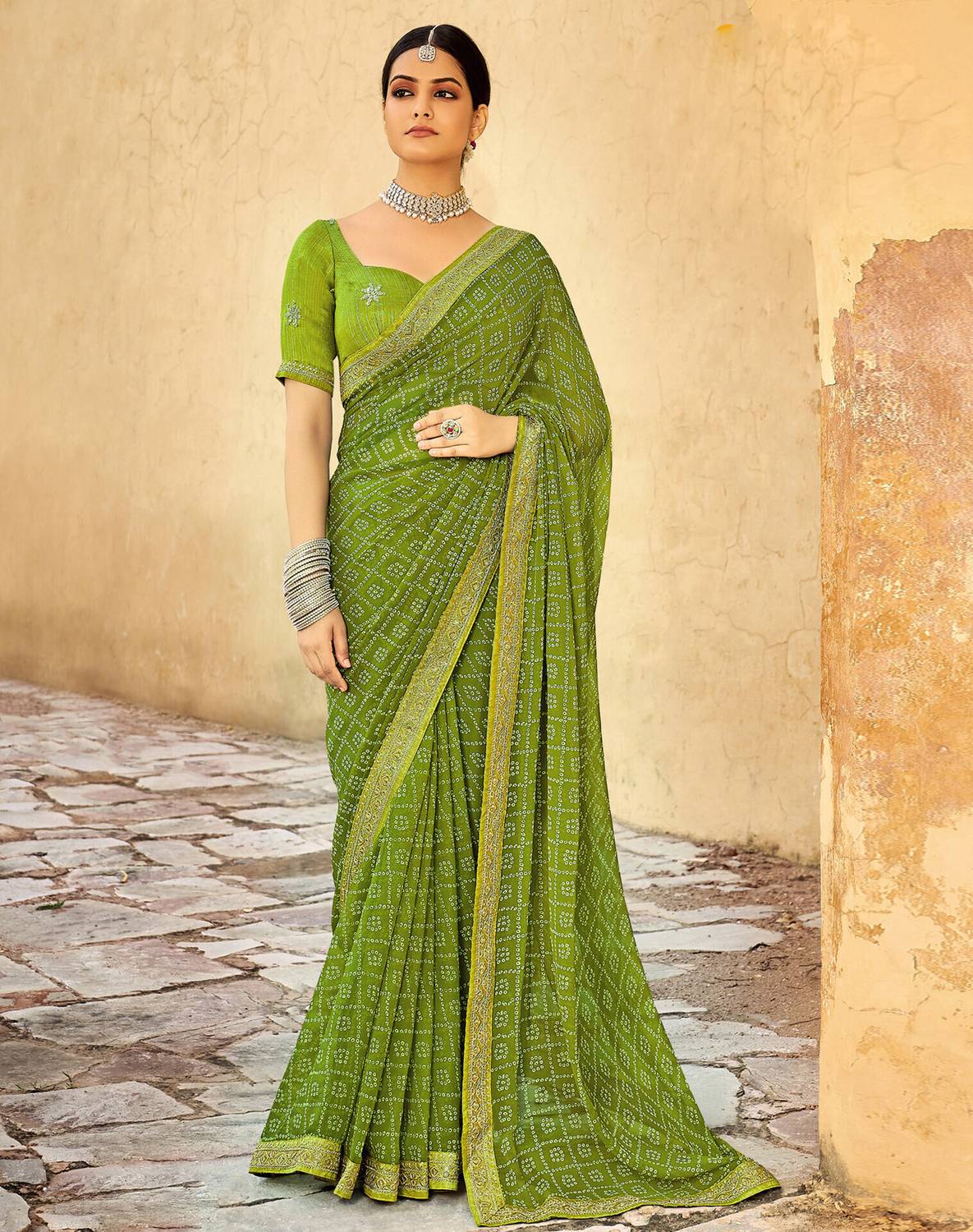 Siril Striped, Embellished Bandhani Georgette Saree (Light Green)