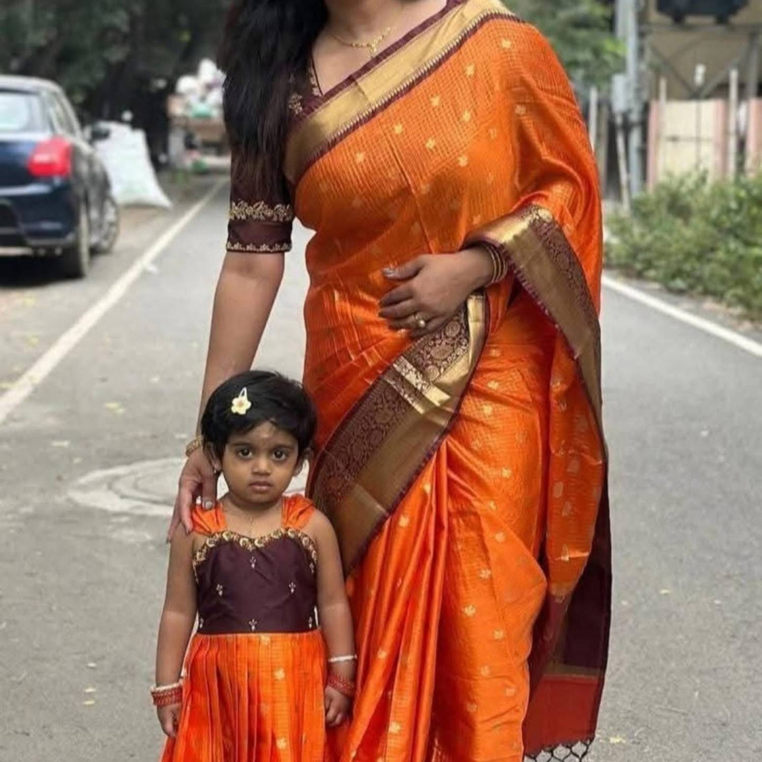 Akram Textiles Hub Woven Banarasi Art Silk Saree