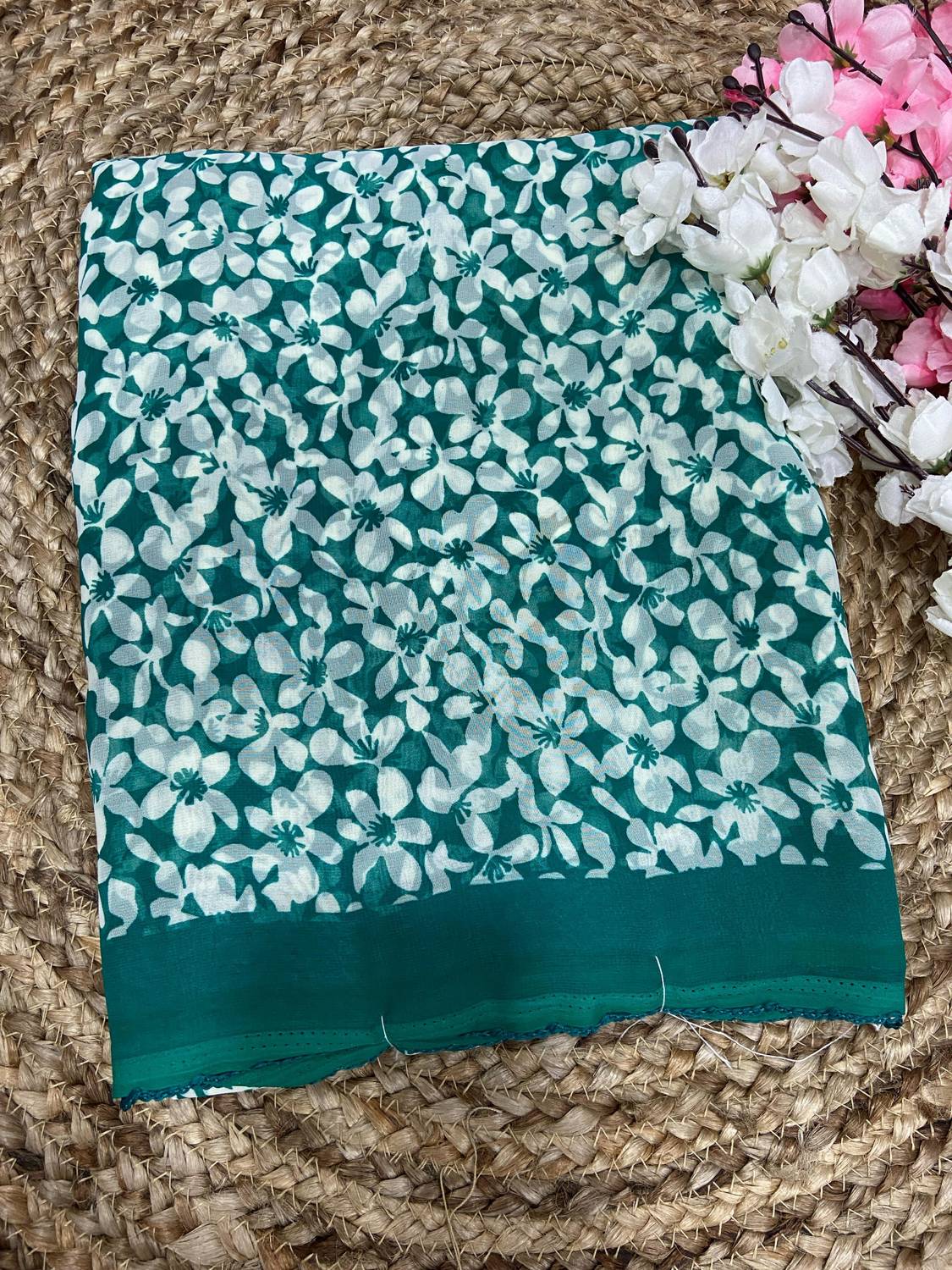 bhavika silk mills Floral Print Daily Wear Georgette Saree