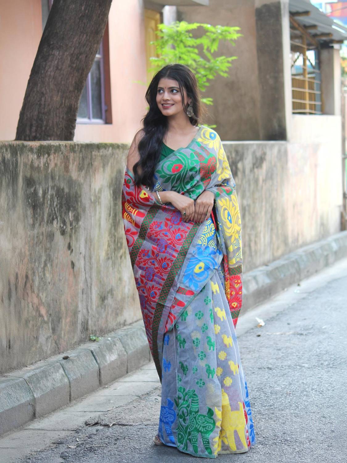 Calytrix Embellished, Woven, Self Design Jamdani Cotton Silk, Polyester Saree