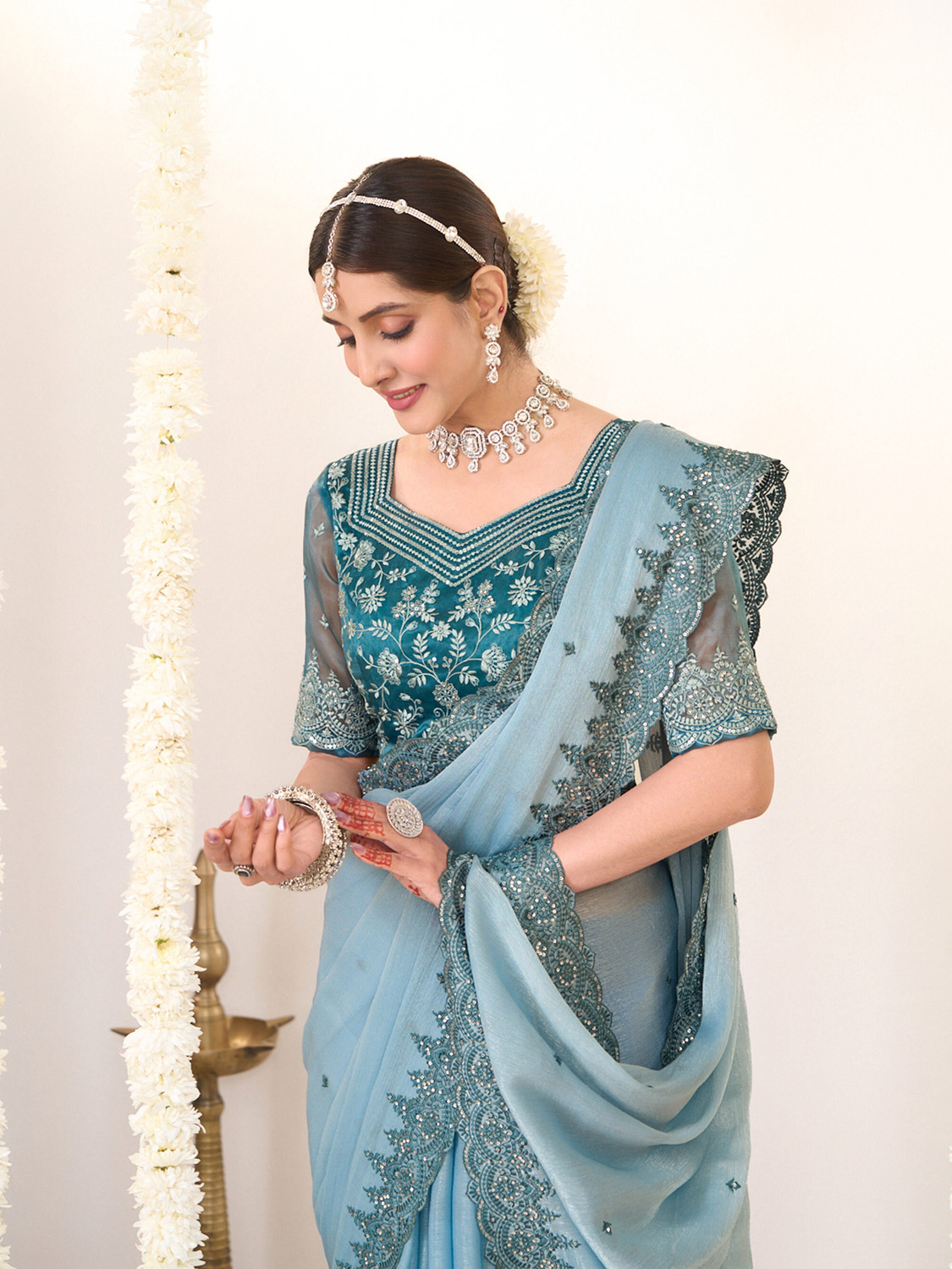 Image of Laxmipati sarees Embroidered Bollywood Chiffon Saree
