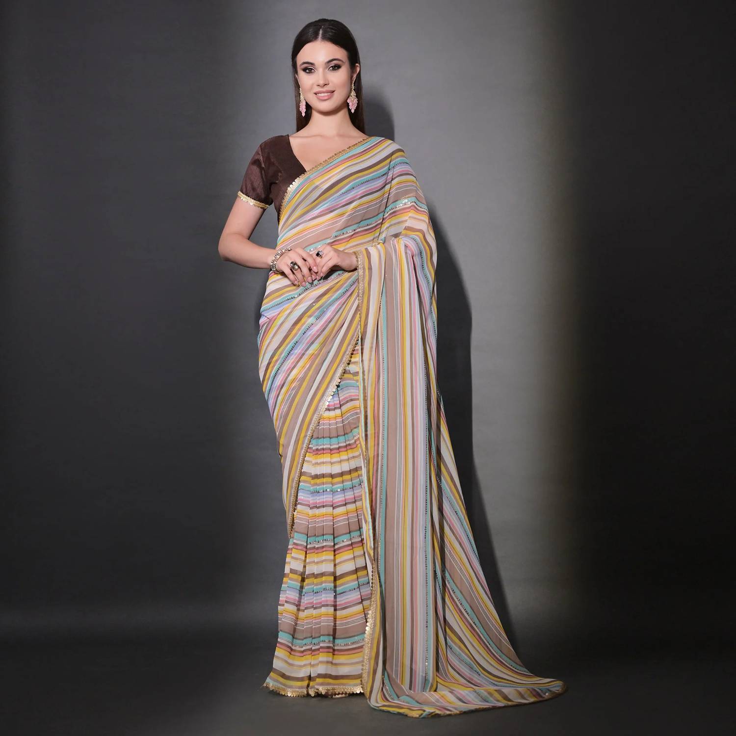 GAVUBAA Floral Print Bollywood Georgette Saree (Multicolor)