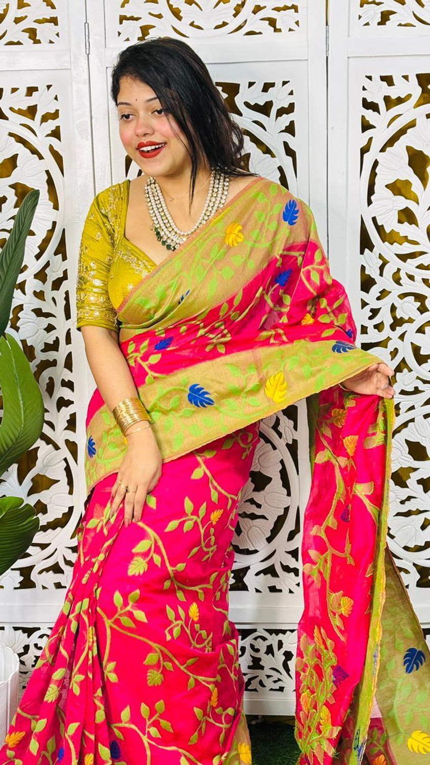 Image of PARNA SAREE GALLERY Woven Handloom Cotton Linen Saree