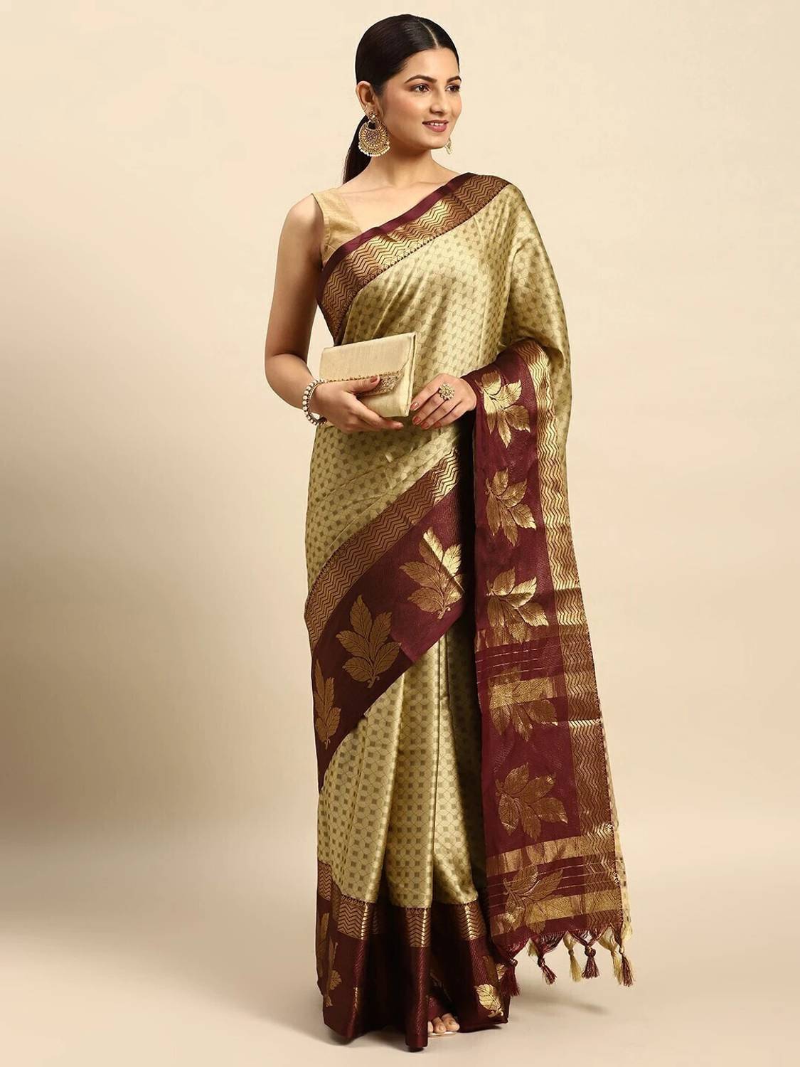 VILLAGIUS Embellished, Floral Print, Printed, Self Design, Temple
