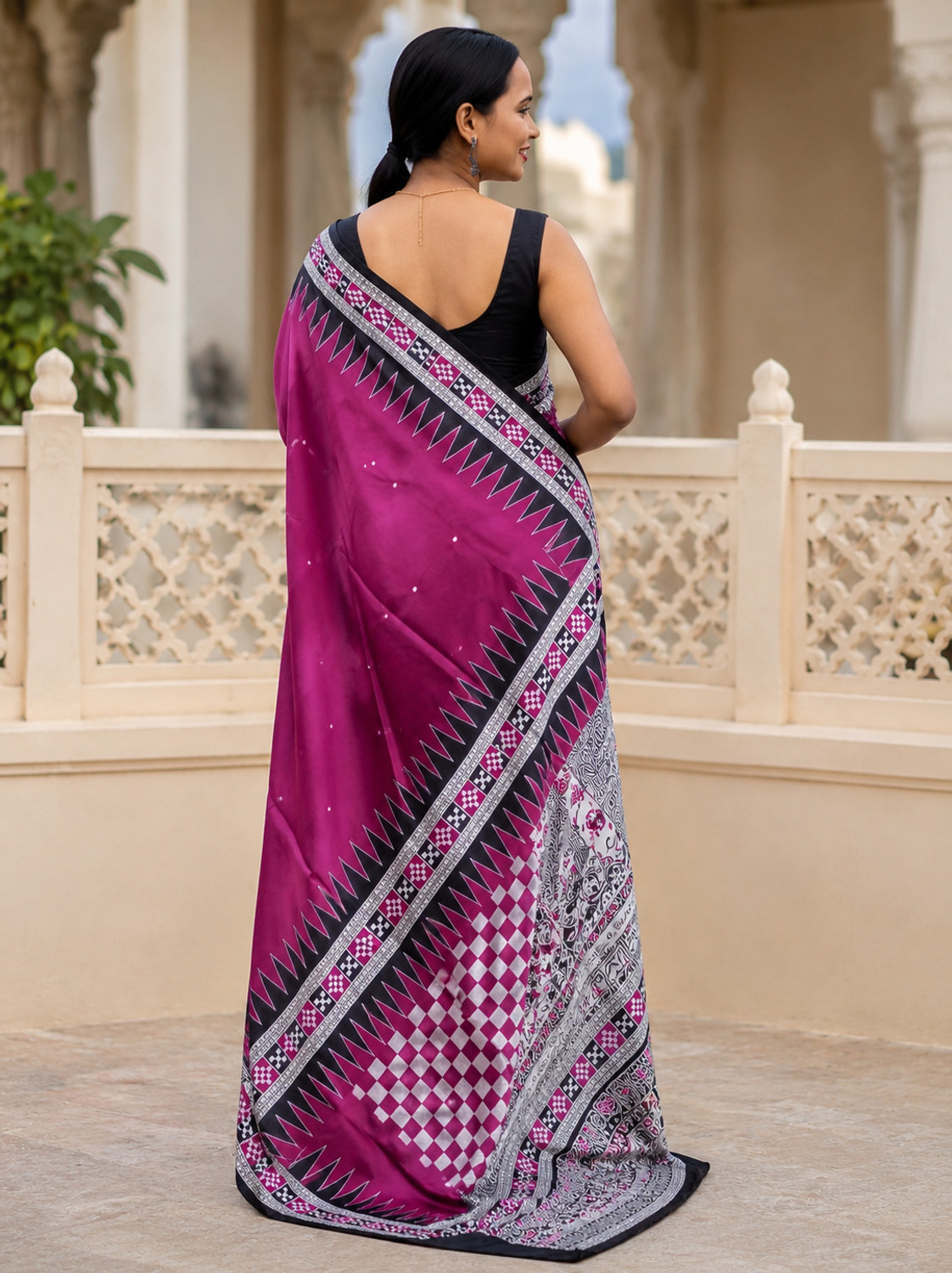 Image of Weave wonder Woven, Geometric Print Ikkat Jacquard Saree (Purple, Black, Pink)