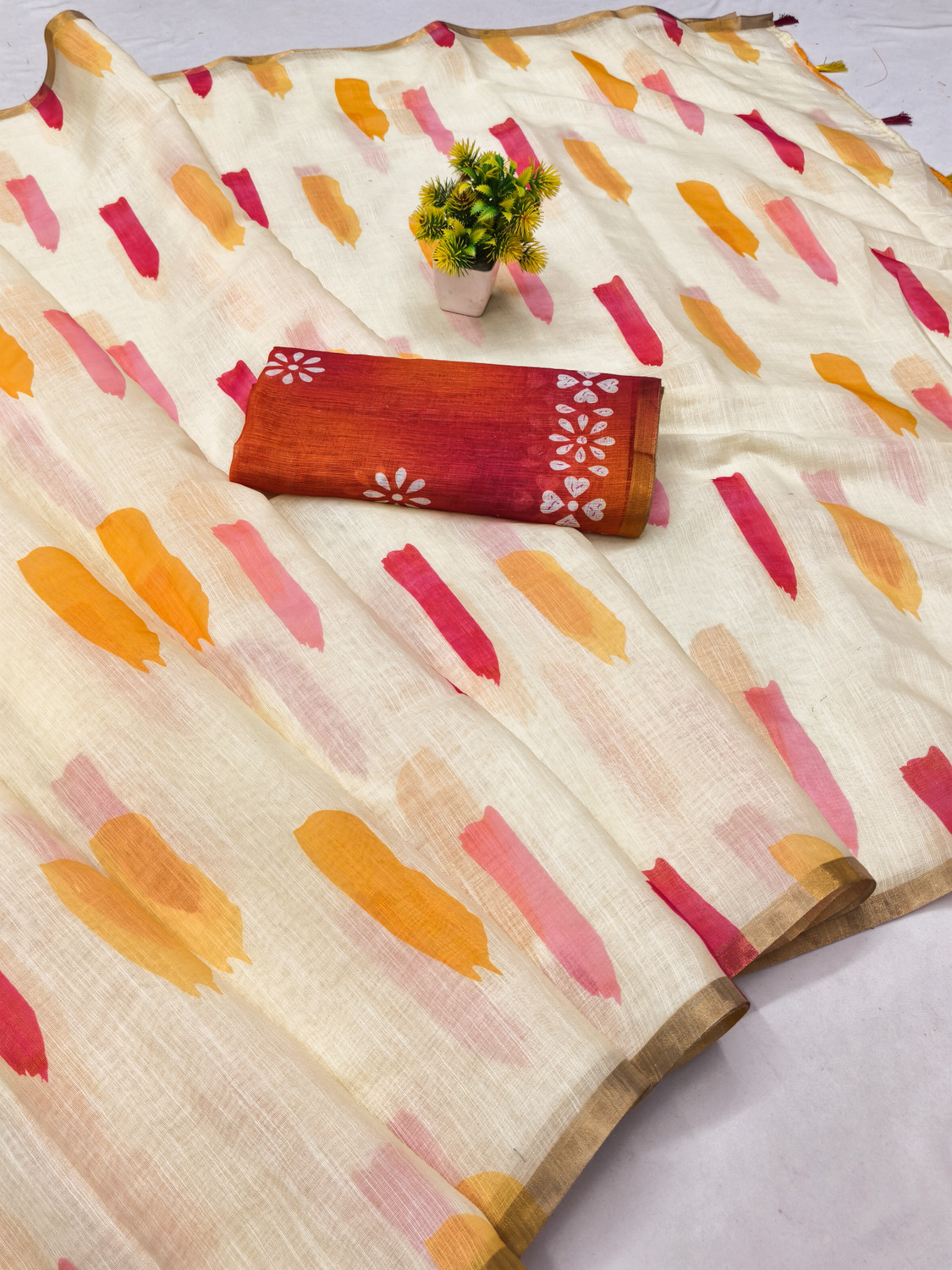 Image of kashvi sarees Printed Bollywood Cotton Blend Saree