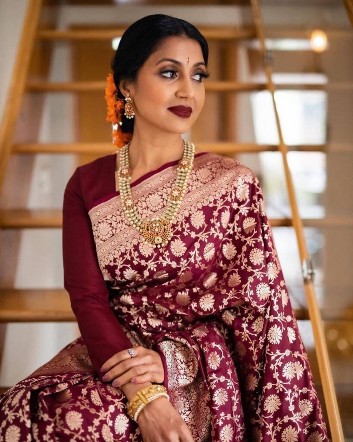 PHEASANT Woven Kanjivaram Jacquard, Art Silk Saree (Maroon)