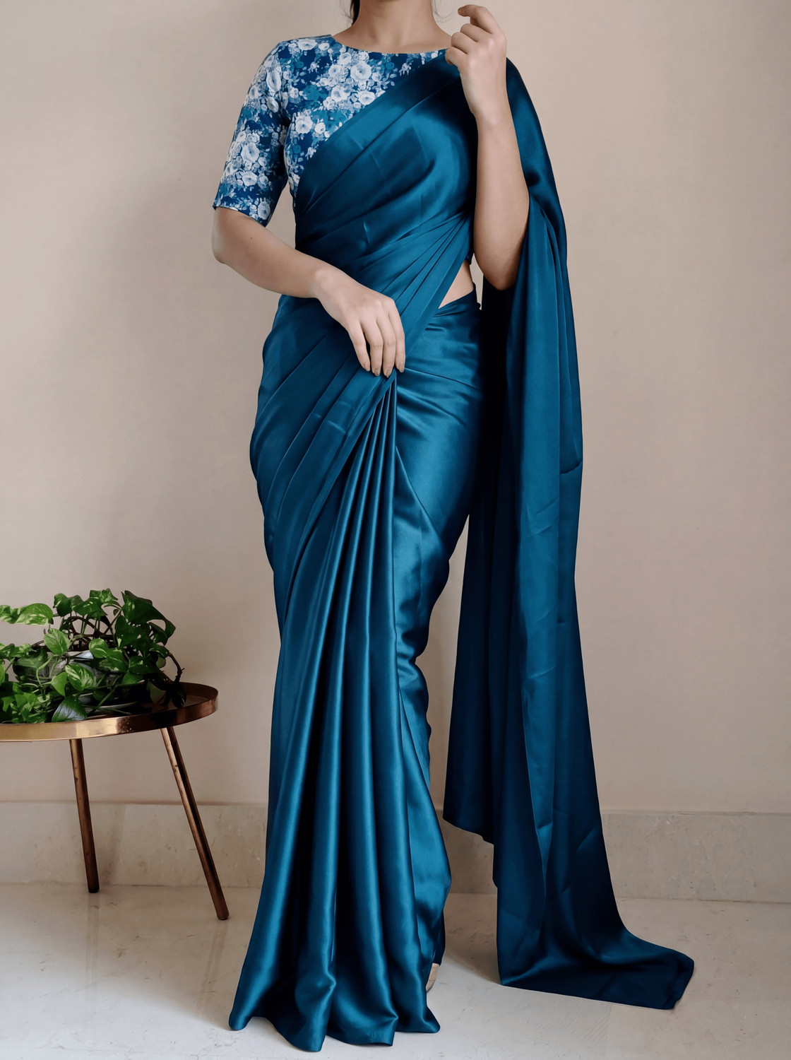 Image of Bondia Solid /Plain Bollywood Satin Saree